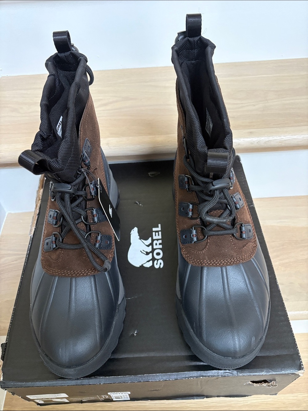 NWT/NIB Men’s Sorel Brown and Black Insulated Lace-Up Winter Boots - Picture 2 of 7